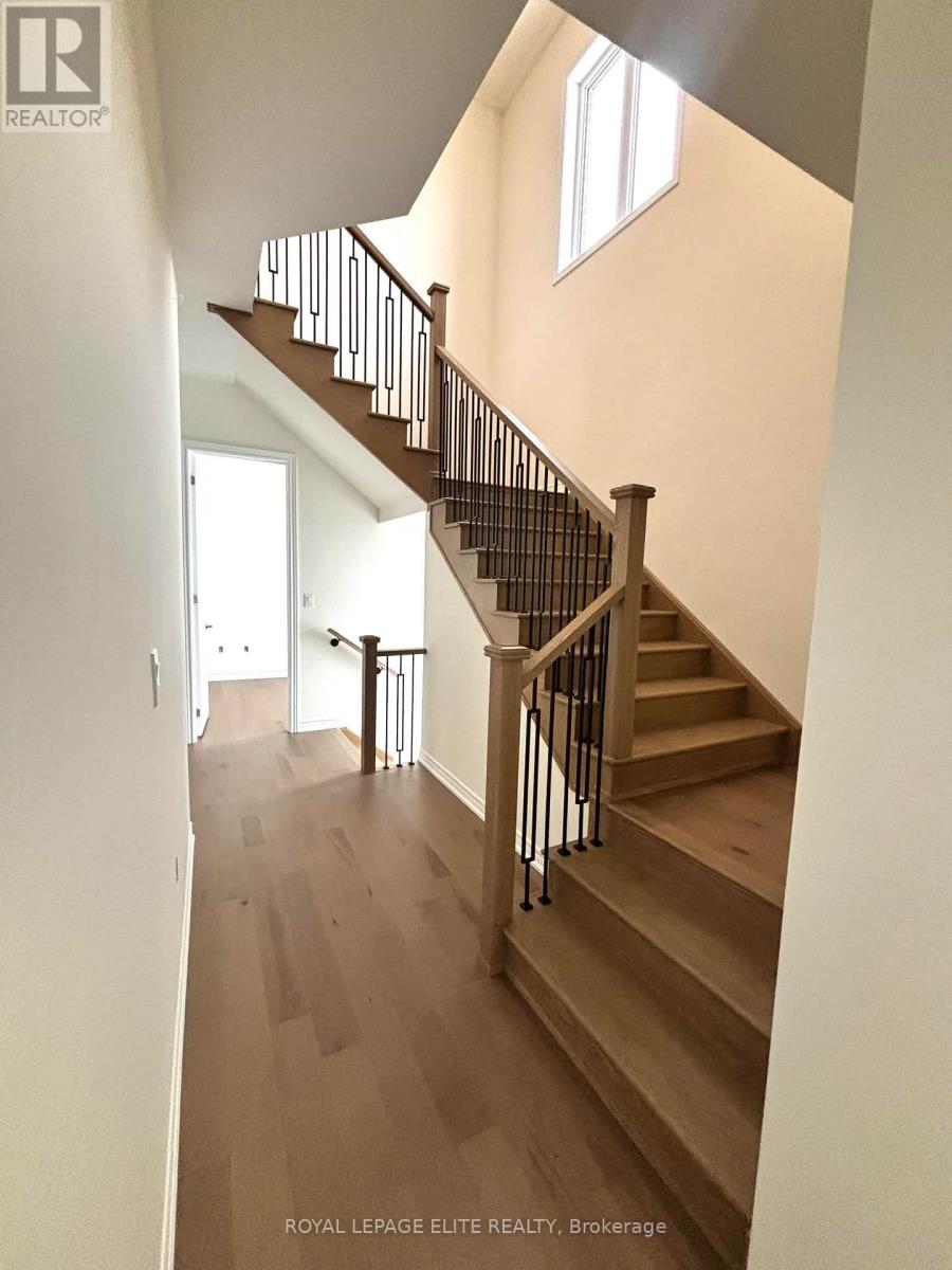 23 Addison Street, Caledon, Ontario  L7C 4P6 - Photo 3 - W12607748