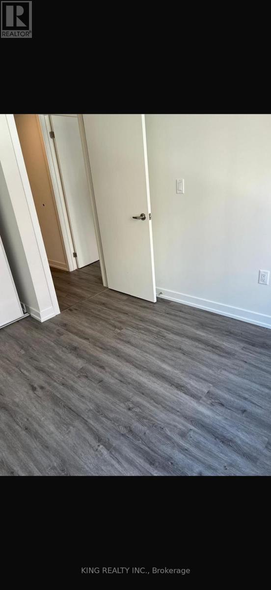 26 - 3550 Colonial Drive, Mississauga, Ontario  L5L 0C1 - Photo 2 - W12607756