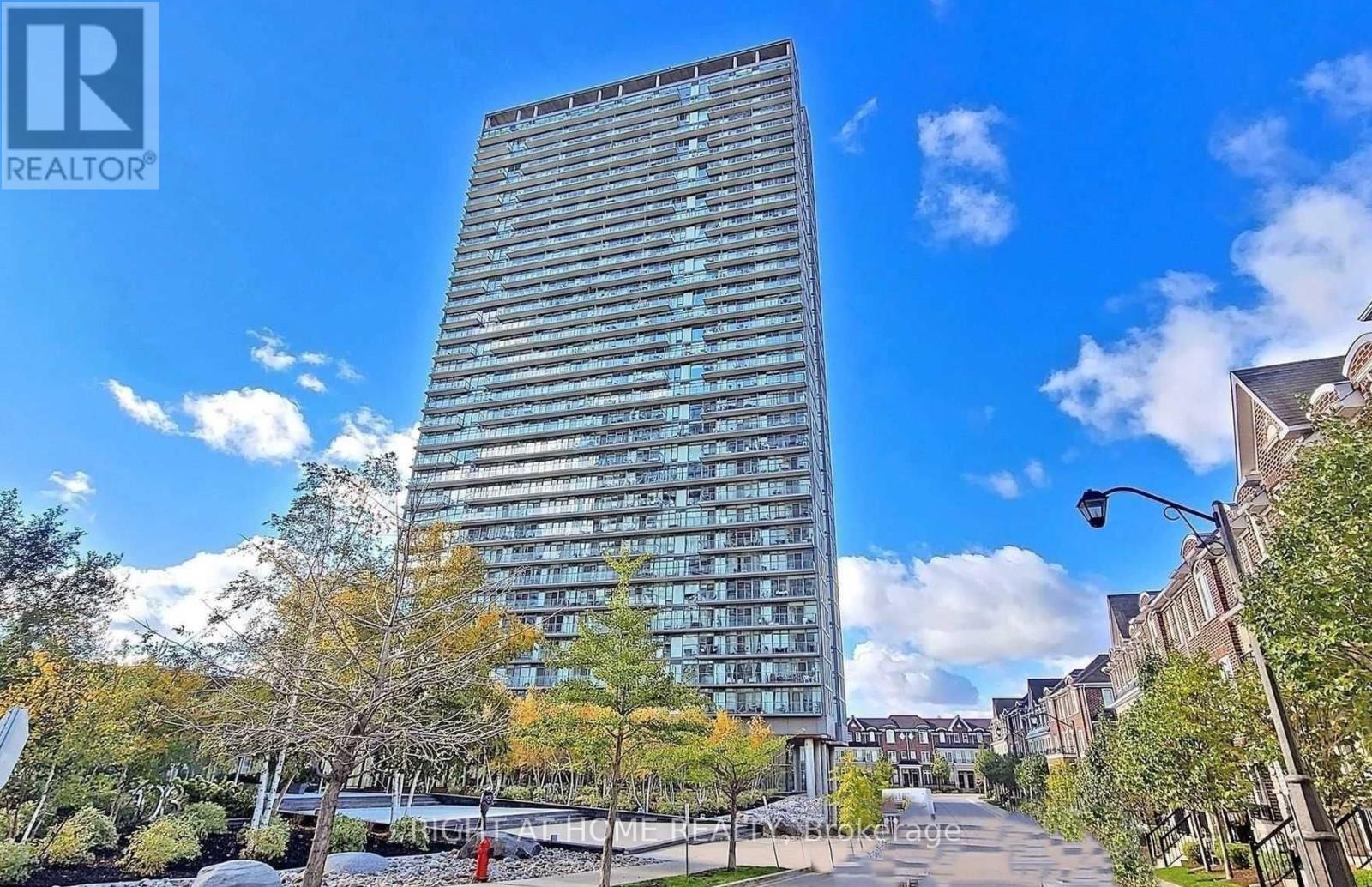 1613 - 105 THE QUEENSWAY AVENUE, Toronto, Ontario