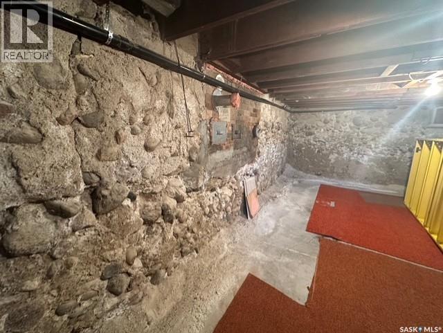 107 1st Avenue W, Gravelbourg, Saskatchewan  S0H 1X0 - Photo 26 - SK025294