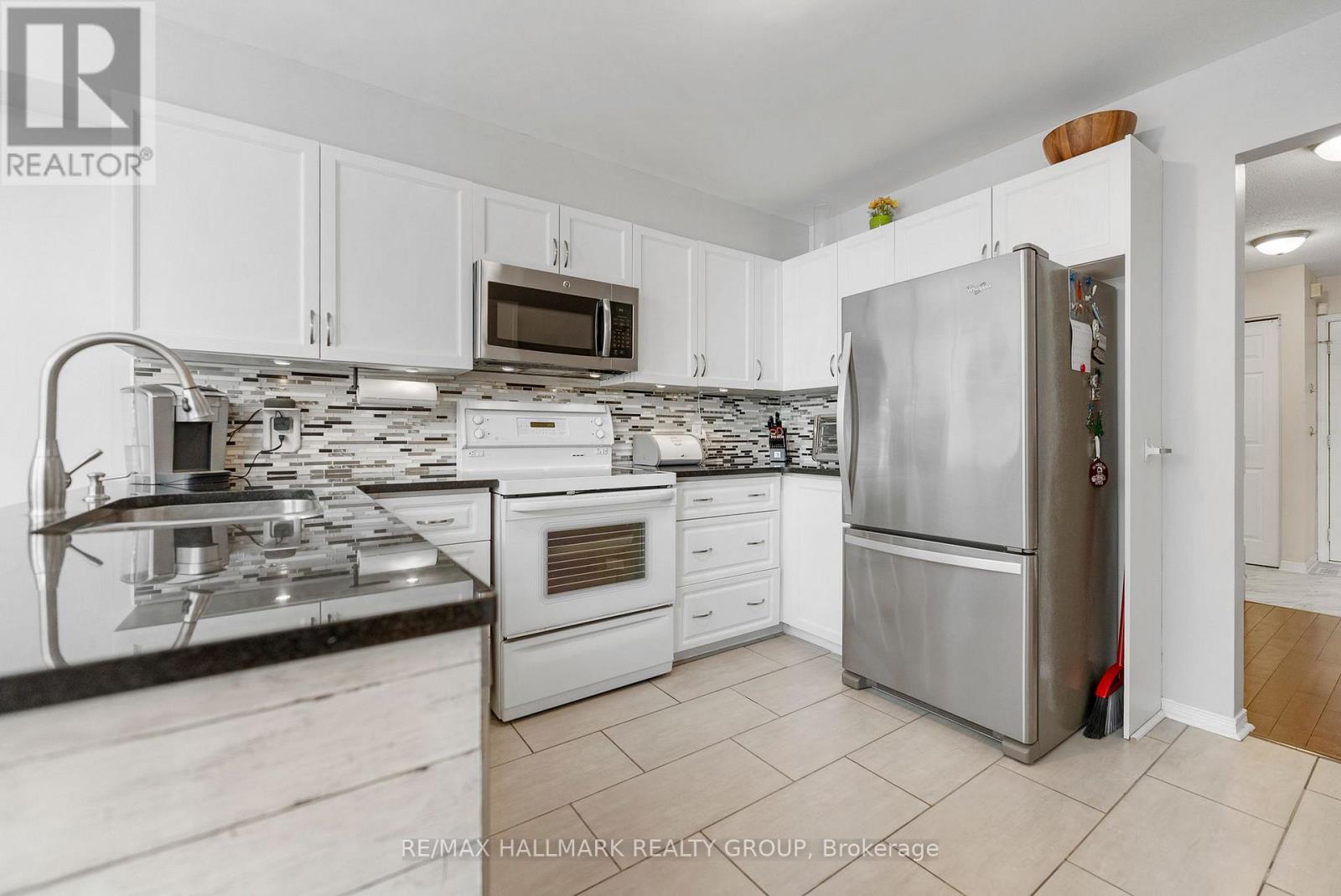 139 Whalings Circle, Ottawa, Ontario K2S 1S4 - Photo 17 - X12607760