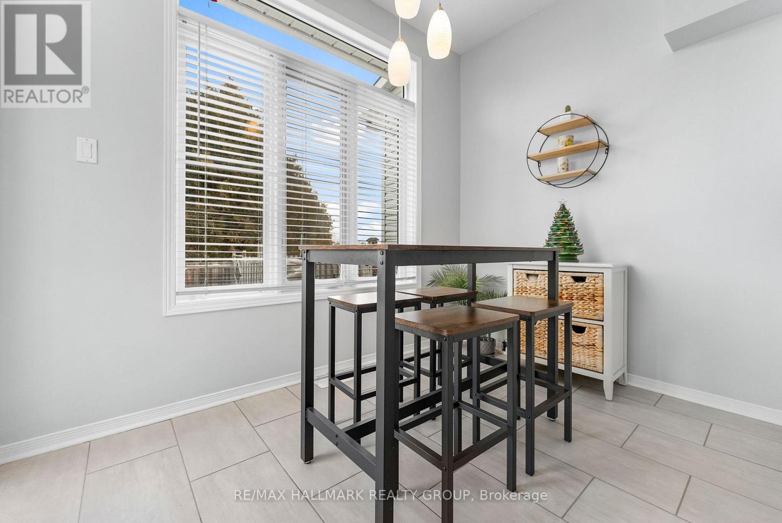 139 Whalings Circle, Ottawa, Ontario K2S 1S4 - Photo 18 - X12607760