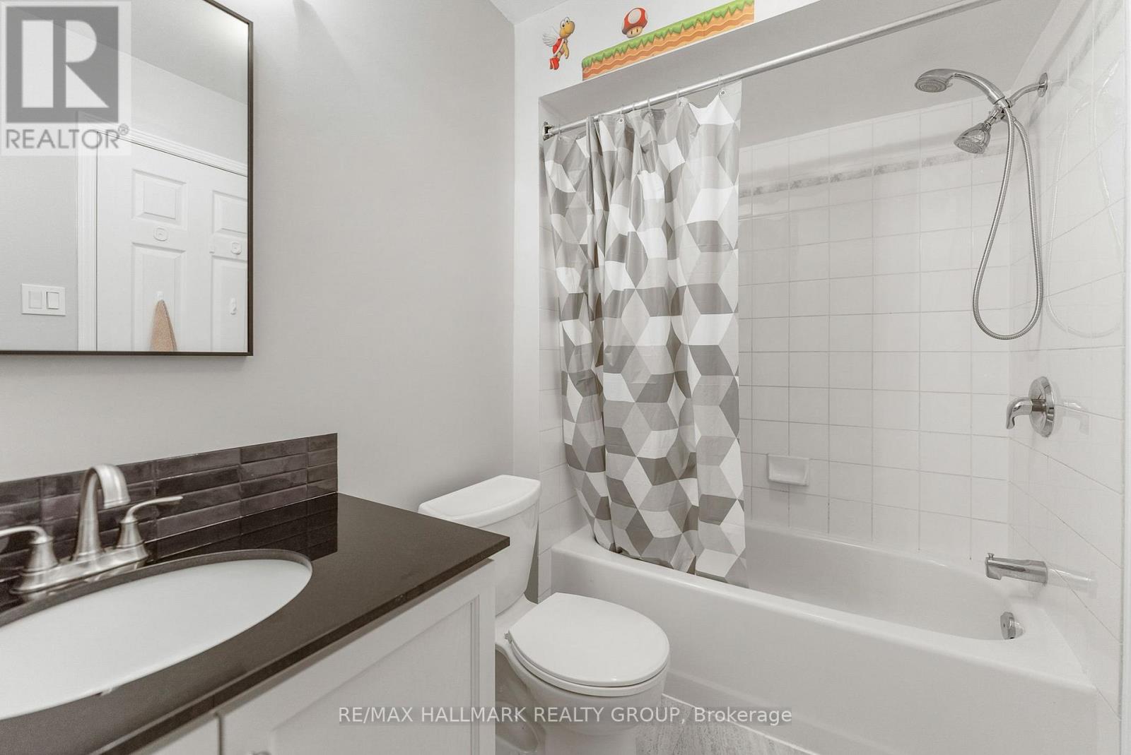 139 Whalings Circle, Ottawa, Ontario K2S 1S4 - Photo 25 - X12607760