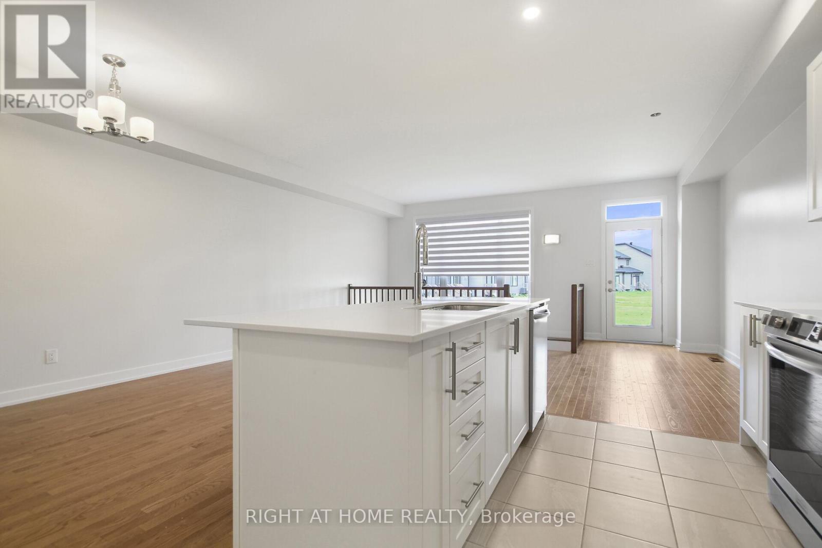 534 Corretto Place, Ottawa, Ontario K2J 6Z1 - Photo 9 - X12607798