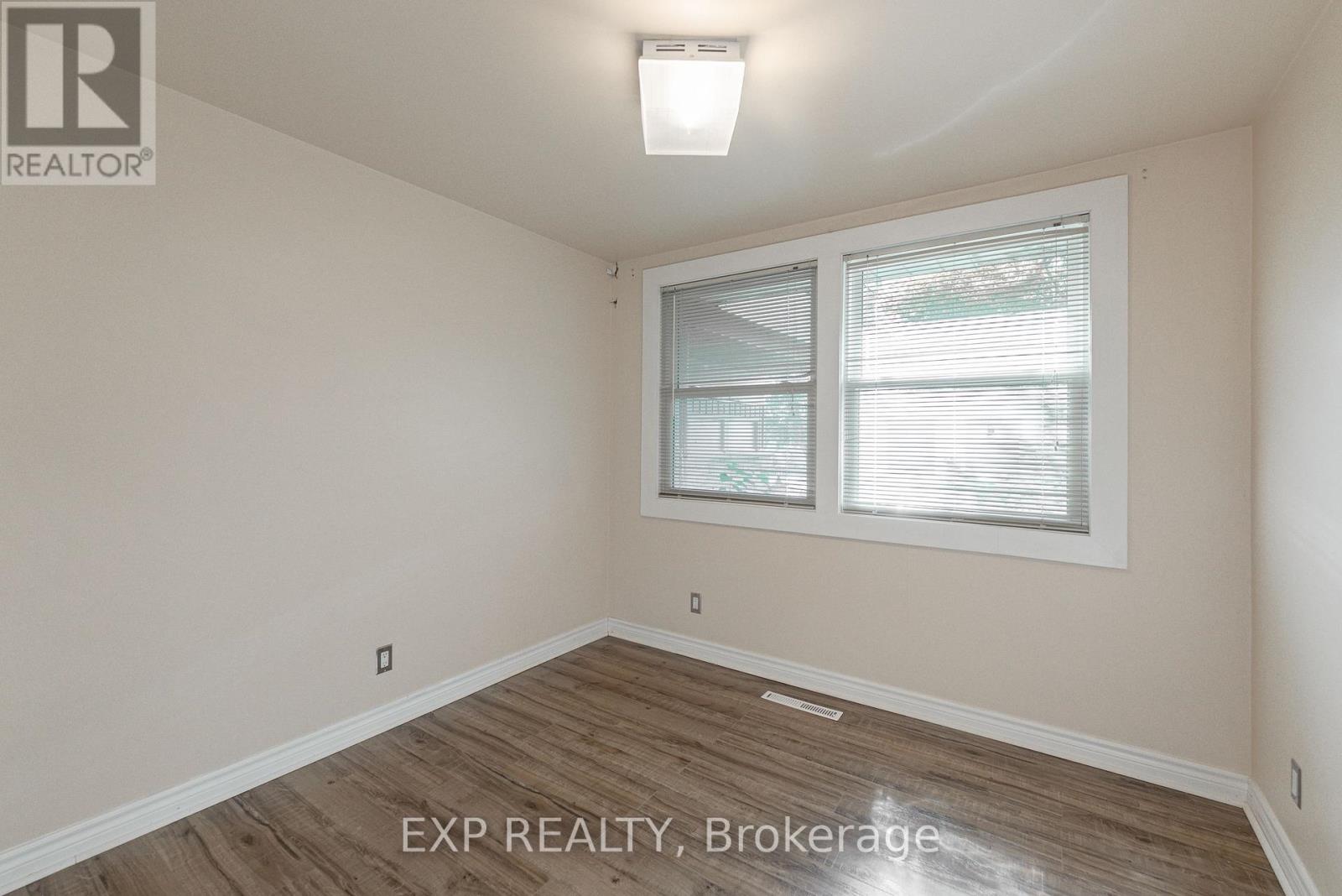 6 Rosemount Drive, Welland, Ontario  L3C 2H3 - Photo 18 - X12607790