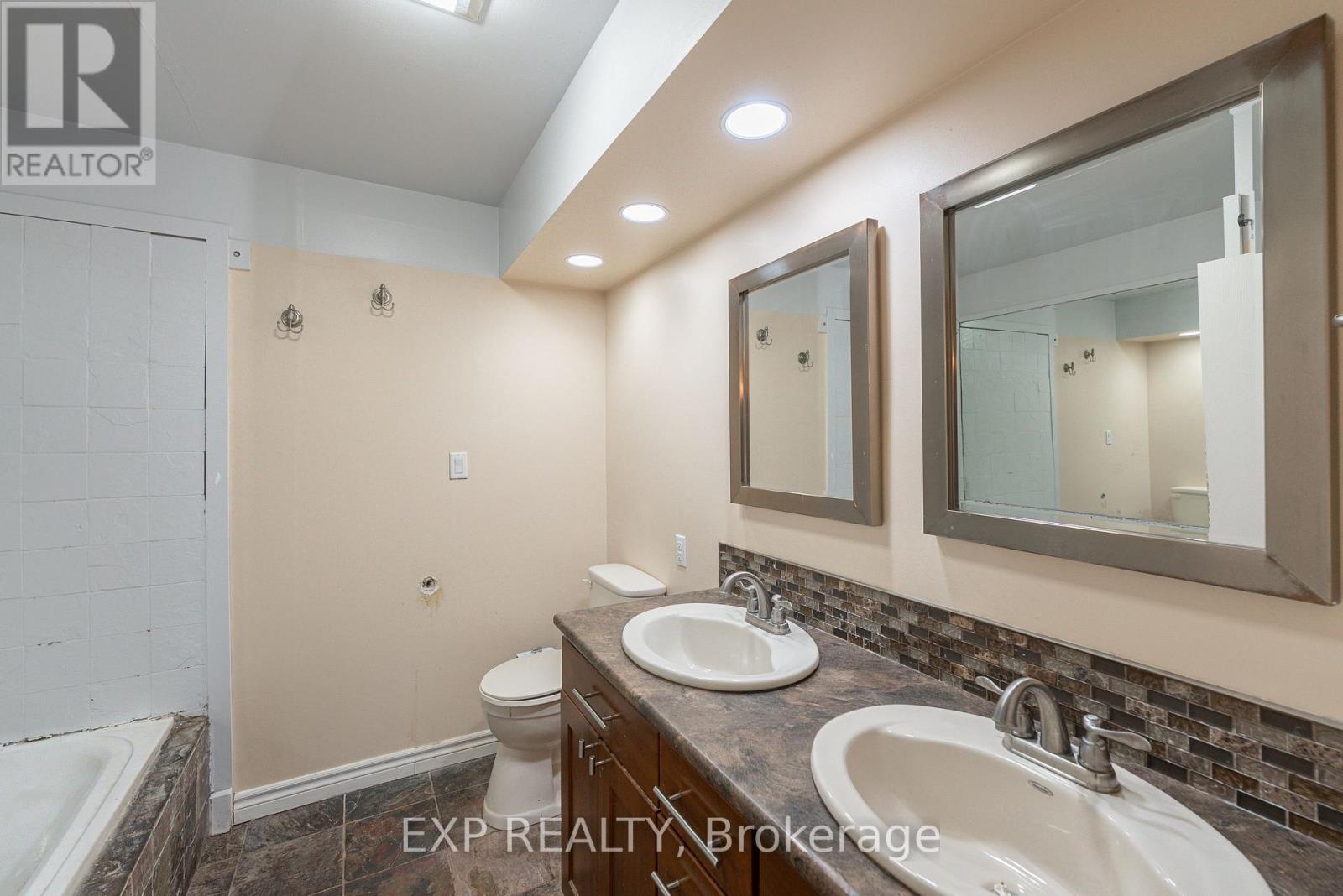 6 Rosemount Drive, Welland, Ontario  L3C 2H3 - Photo 20 - X12607790