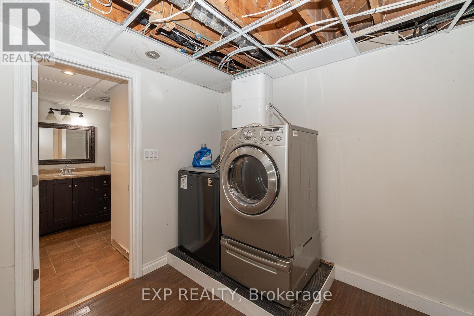 6 Rosemount Drive, Welland, Ontario  L3C 2H3 - Photo 33 - X12607790