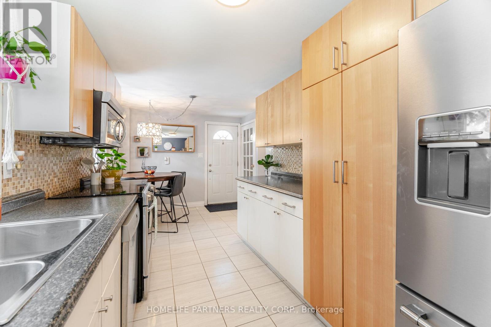 7695 Priory Crescent, Mississauga, Ontario L4T 3H6 - Photo 15 - W12605762