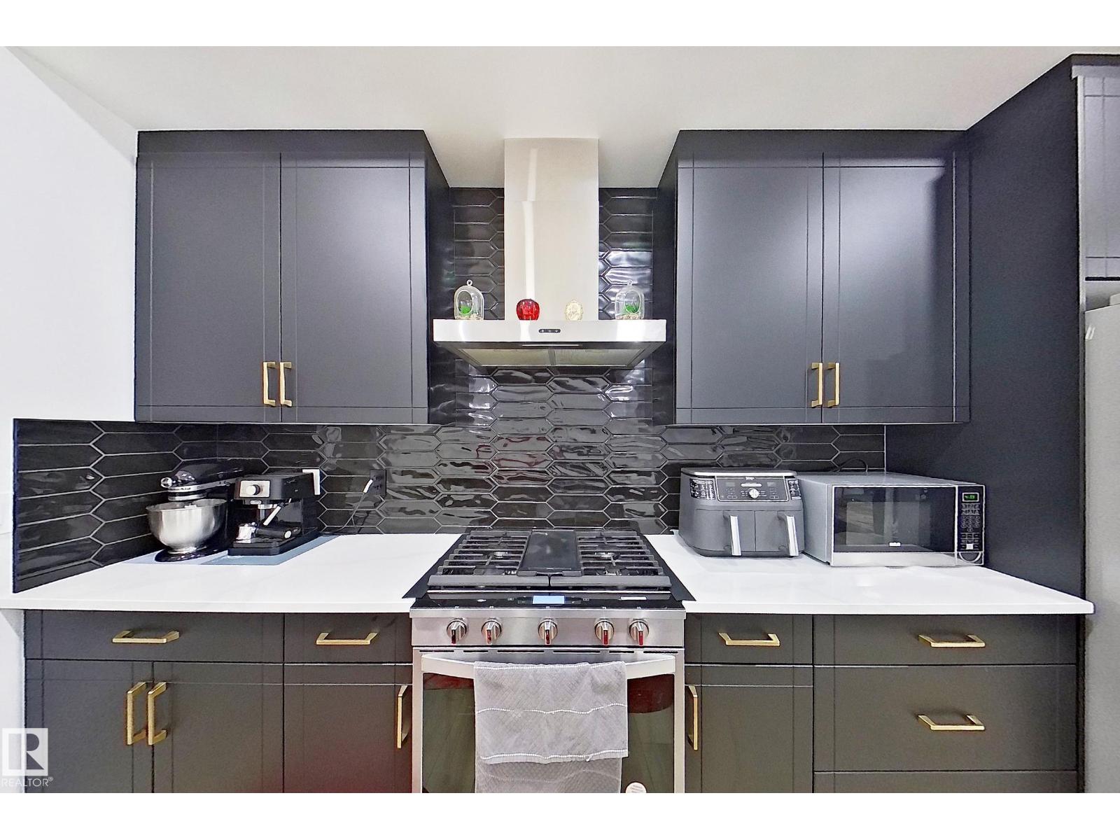 1340 11 Av Nw Nw, Edmonton, Alberta  T6T 2W4 - Photo 30 - E4467629