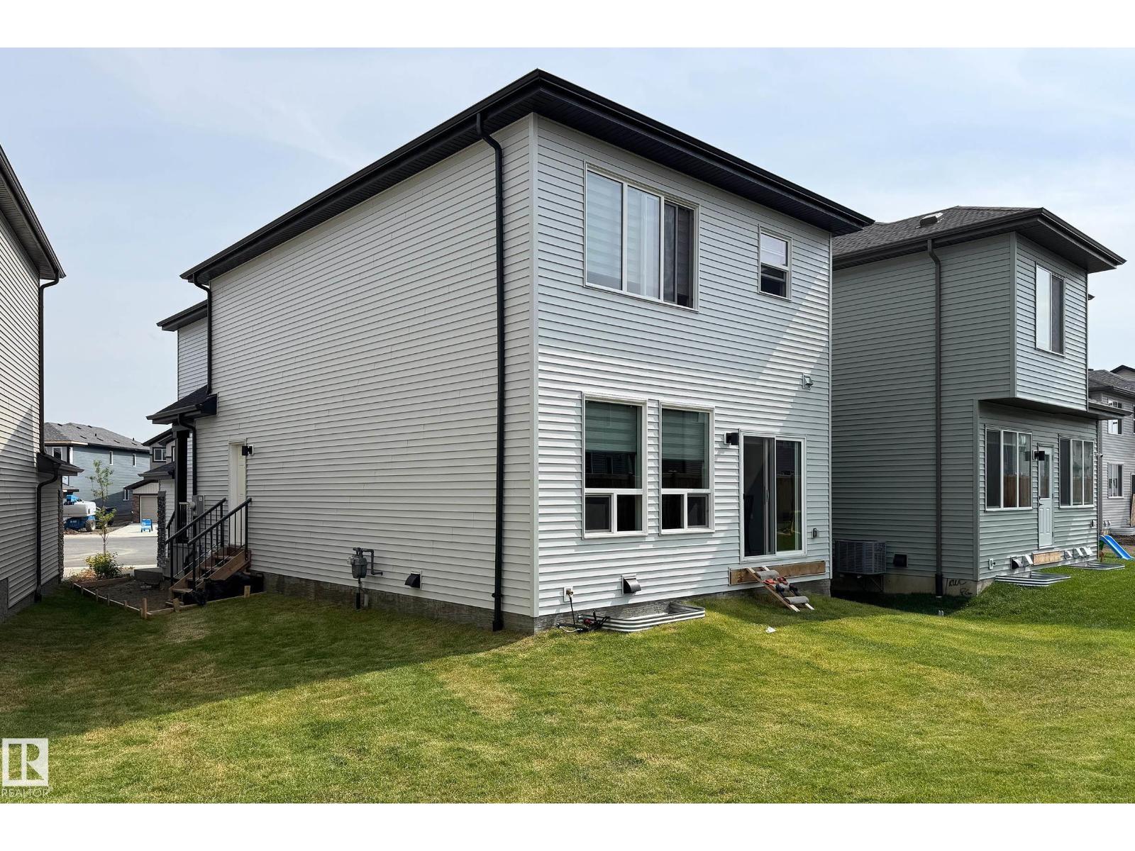 1340 11 Av Nw Nw, Edmonton, Alberta  T6T 2W4 - Photo 64 - E4467629