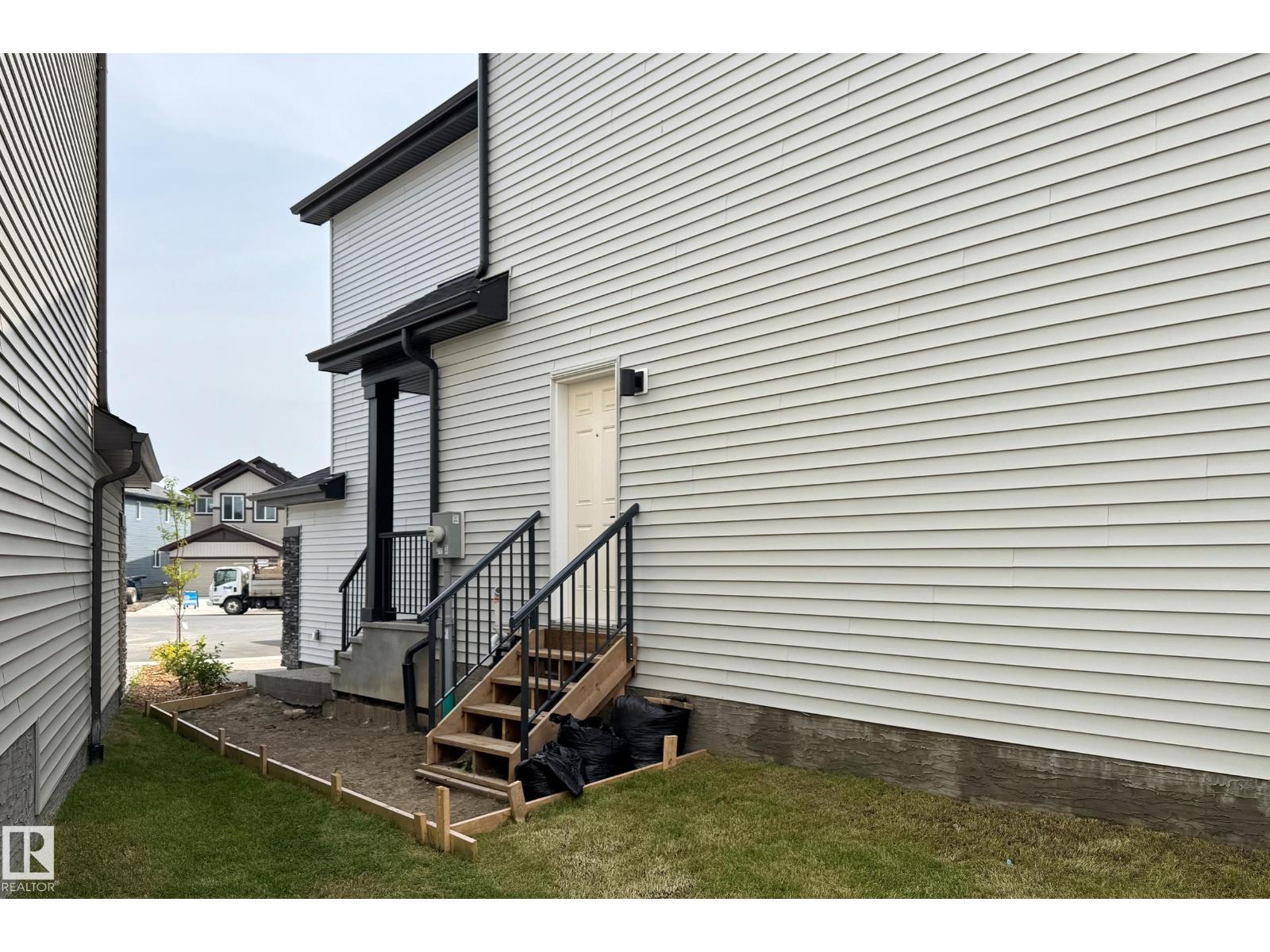 1340 11 Av Nw Nw, Edmonton, Alberta  T6T 2W4 - Photo 65 - E4467629