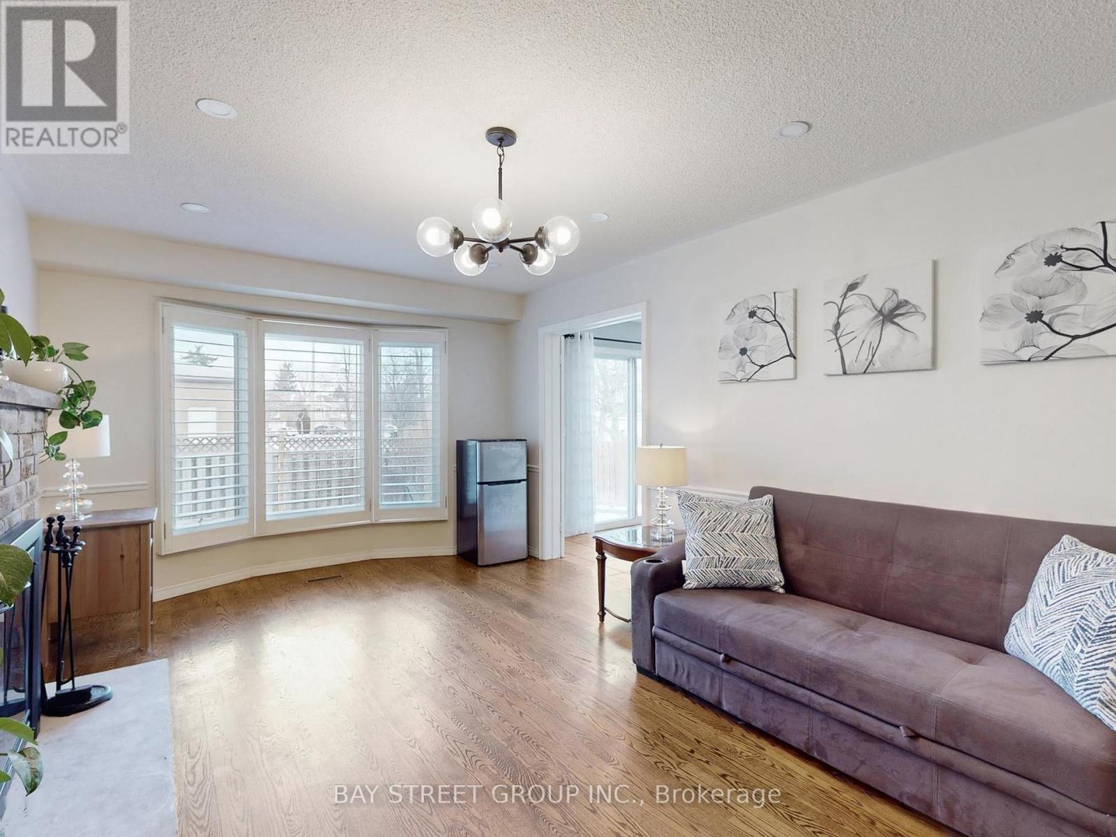 50 Greybeaver Trail, Toronto, Ontario  M1C 4N6 - Photo 12 - E12607788