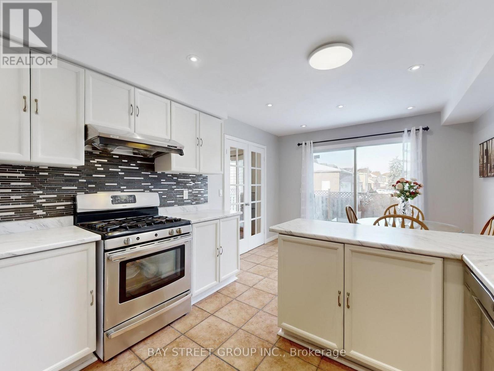 50 Greybeaver Trail, Toronto, Ontario  M1C 4N6 - Photo 17 - E12607788