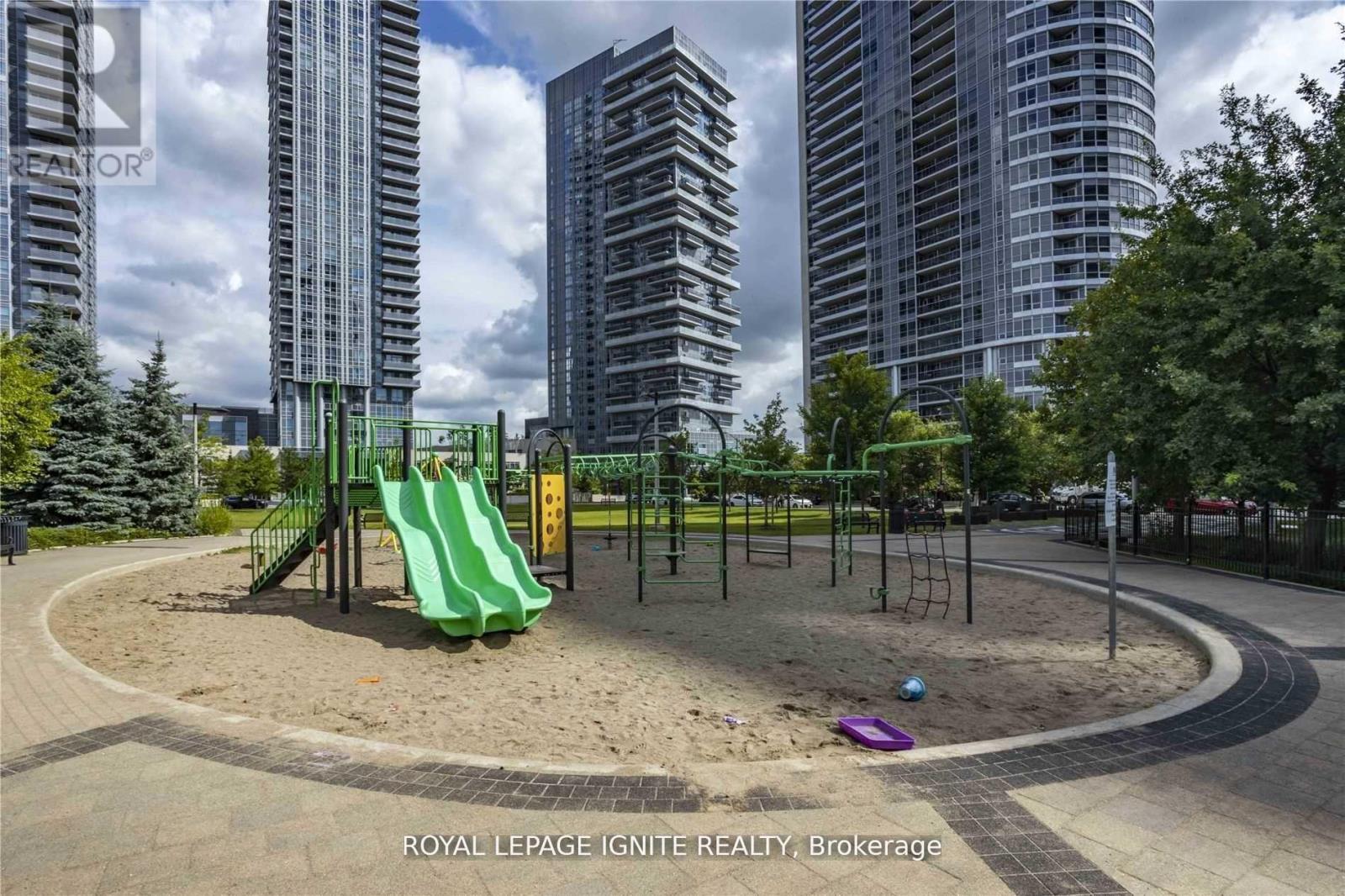 1007 - 255 Village Green Square, Toronto, Ontario  M1S 0L7 - Photo 14 - E12607794
