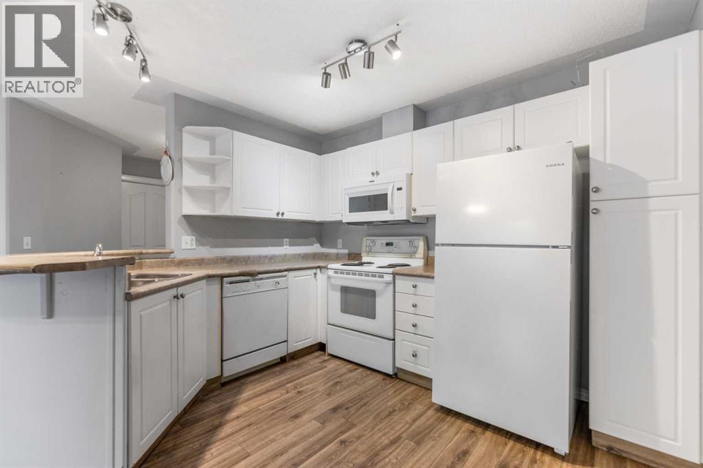 119, 345 Rocky Vista Park Nw, Calgary, Alberta  T3G 4K6 - Photo 3 - A2256437