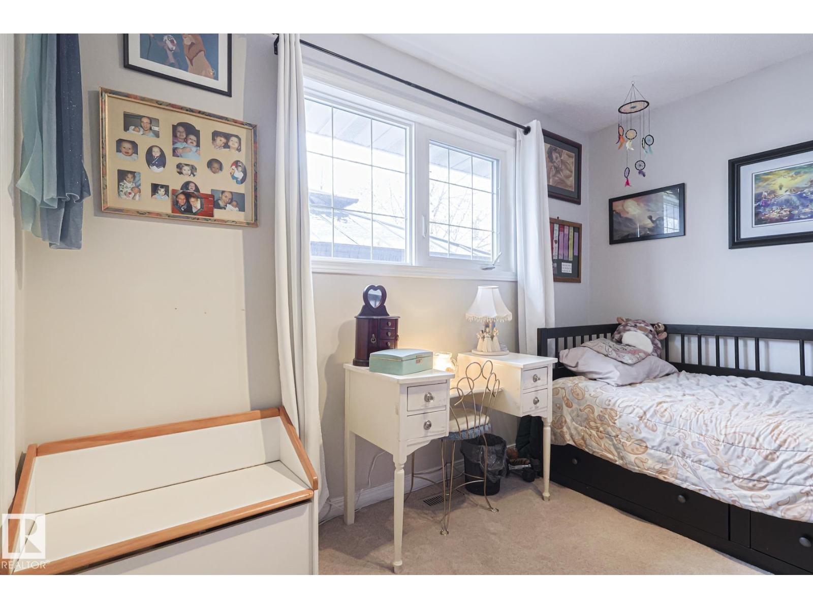 4032 77 St Nw, Edmonton, Alberta  T6K 0X6 - Photo 12 - E4467607