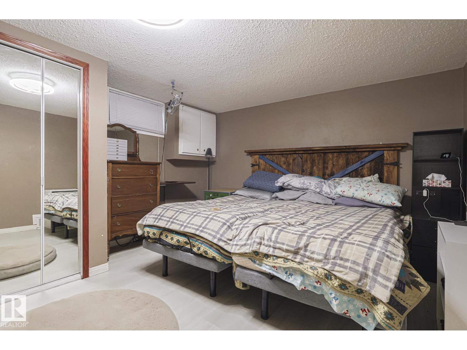 4032 77 St Nw, Edmonton, Alberta  T6K 0X6 - Photo 32 - E4467607