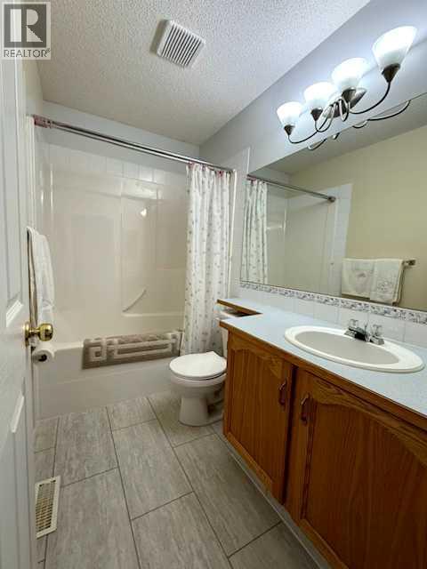 158 Somerglen Road Sw, Calgary, Alberta T2Y 3V4 - Photo 22 - A2272144