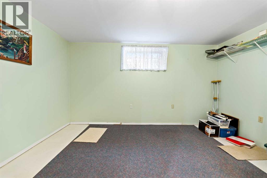 158 Somerglen Road Sw, Calgary, Alberta T2Y 3V4 - Photo 29 - A2272144