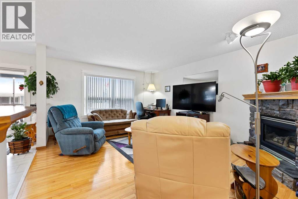 158 Somerglen Road Sw, Calgary, Alberta T2Y 3V4 - Photo 11 - A2272144