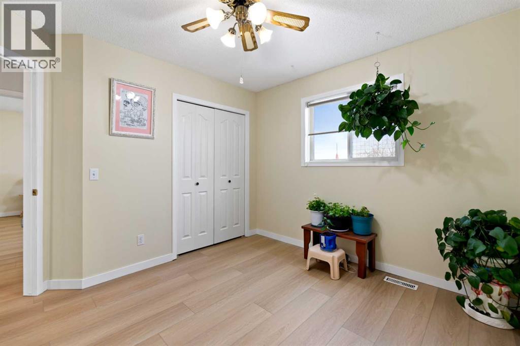 158 Somerglen Road Sw, Calgary, Alberta T2Y 3V4 - Photo 26 - A2272144