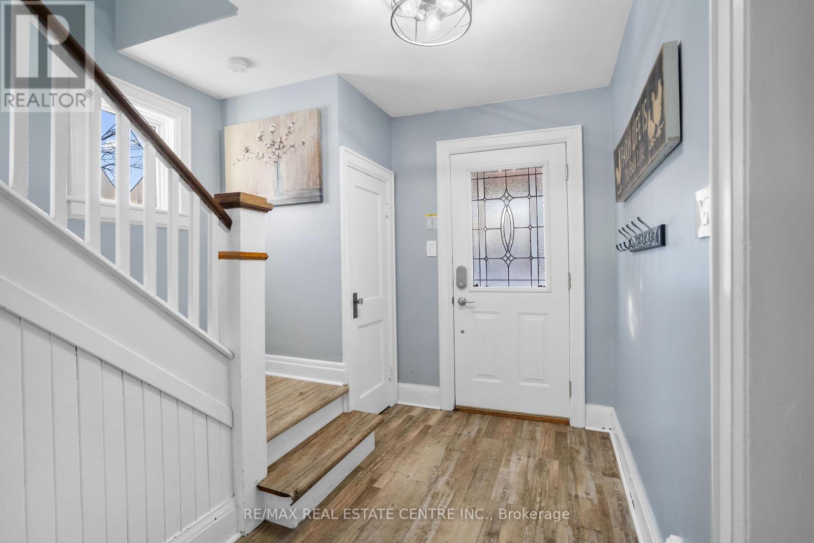 1030 Beaverdale Road, Cambridge, Ontario  N3C 2V3 - Photo 3 - X12607766