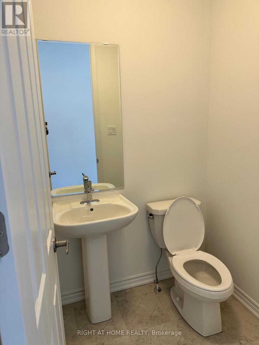 56 Forestwalk Street, Kitchener, Ontario  N2R 0S3 - Photo 15 - X12607800