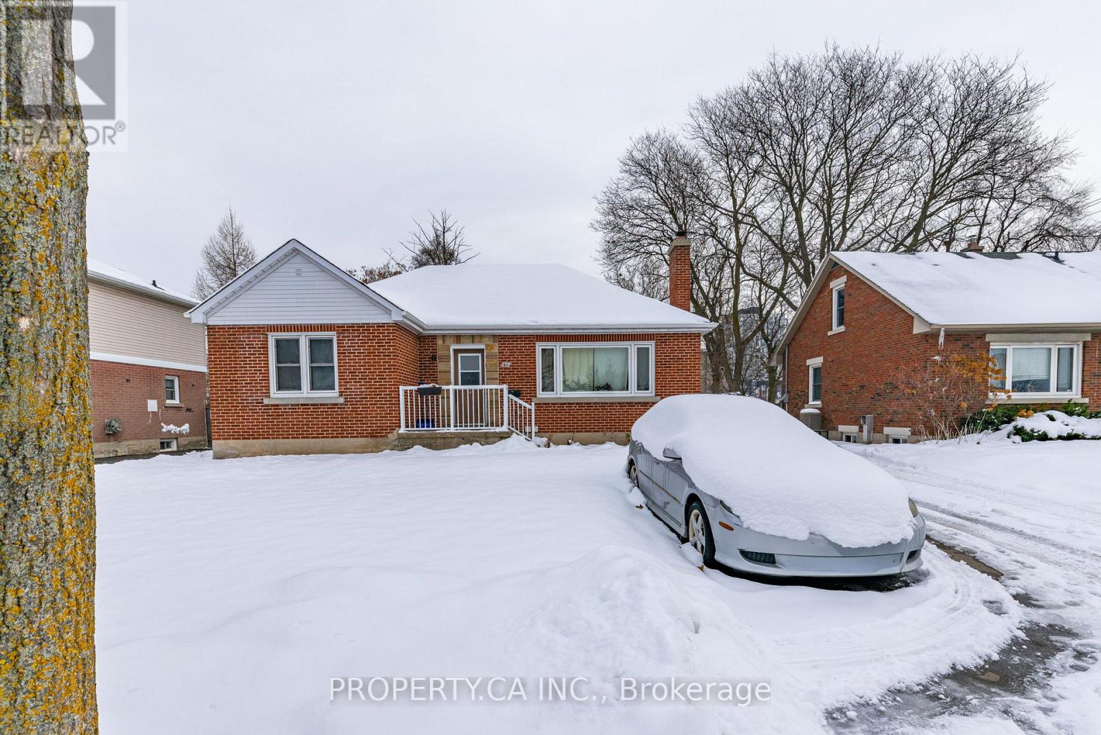 49 ARLINGTON BOULEVARD, Kitchener, Ontario