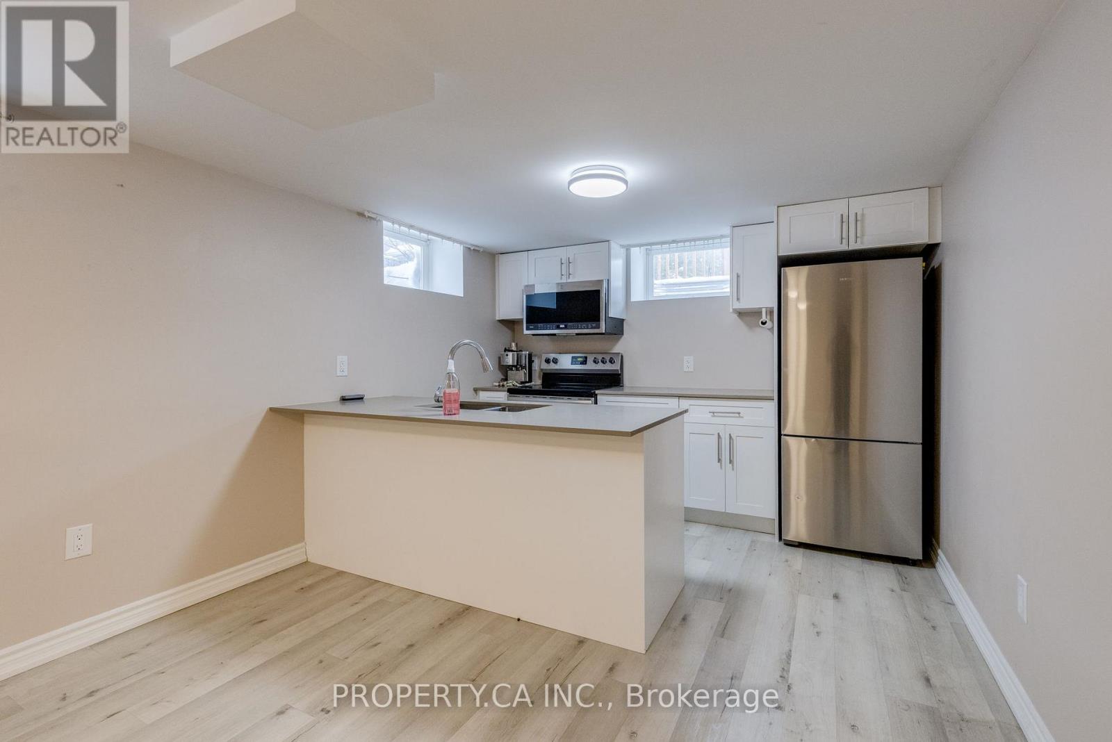 49 Arlington Boulevard, Kitchener, Ontario  N2A 2G8 - Photo 5 - X12607806