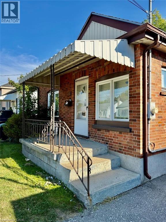 311 Marlborough Street, Brantford, Ontario  N3S 4T8 - Photo 3 - 40792743