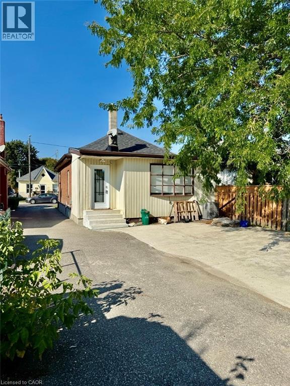 311 Marlborough Street, Brantford, Ontario  N3S 4T8 - Photo 5 - 40792743