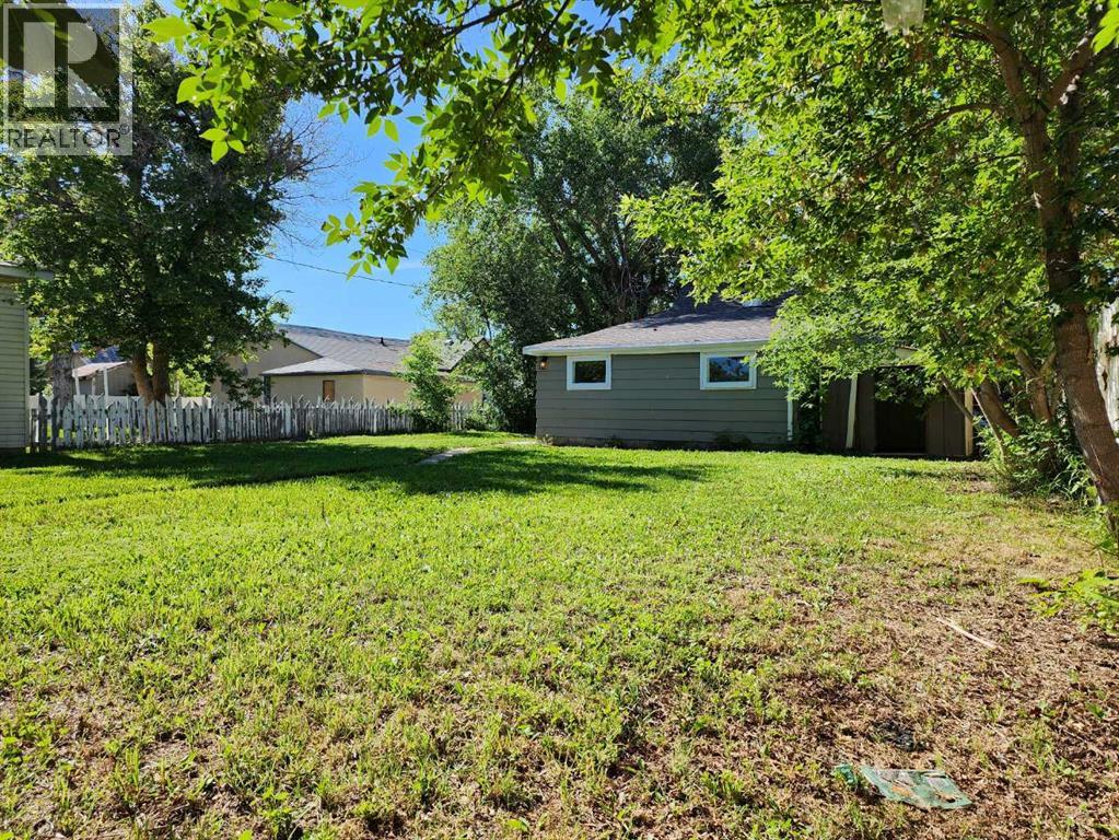 611 9 Avenue N, Lethbridge, Alberta  T1H 1E5 - Photo 27 - A2237928