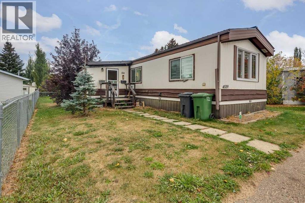 4539 Eastview Crescent, Rimbey, Alberta  T0C 2J0 - Photo 2 - A2262551