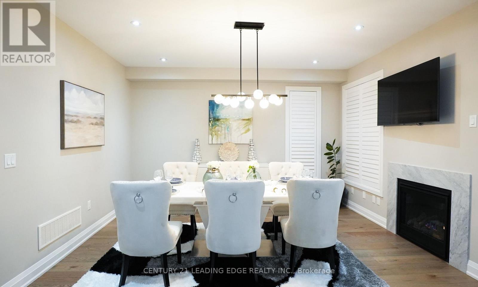 34 Huggins Drive, Whitby, Ontario  L1P 0N4 - Photo 10 - E12607816