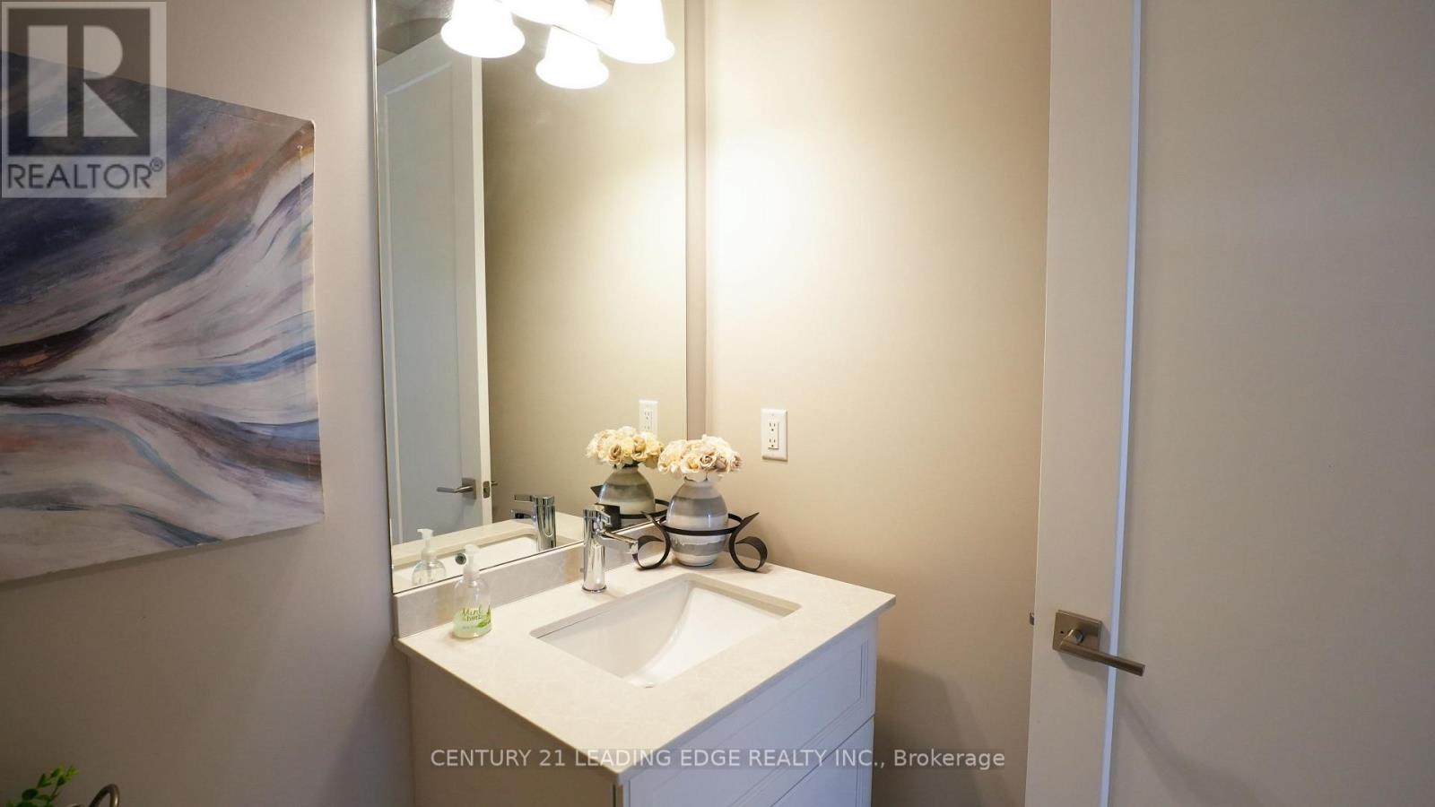 34 Huggins Drive, Whitby, Ontario  L1P 0N4 - Photo 15 - E12607816