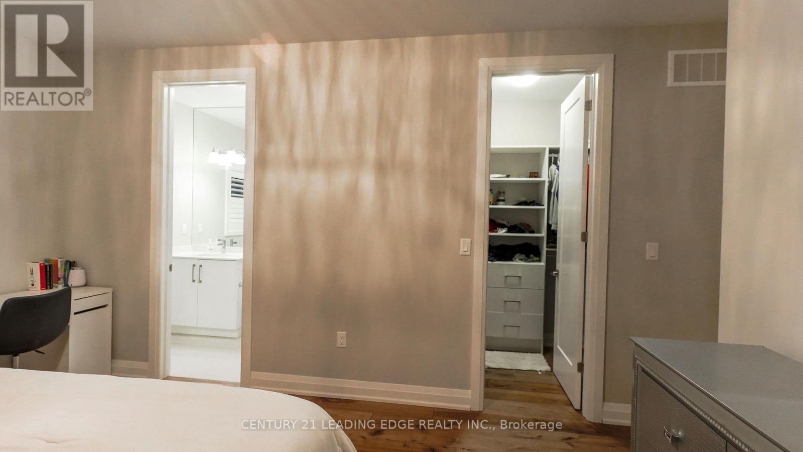 34 Huggins Drive, Whitby, Ontario  L1P 0N4 - Photo 25 - E12607816