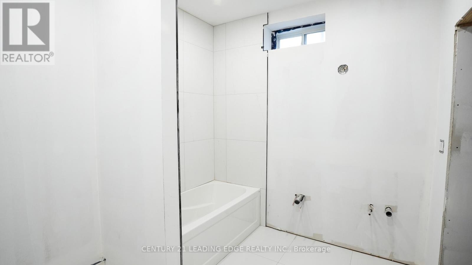 34 Huggins Drive, Whitby, Ontario  L1P 0N4 - Photo 38 - E12607816