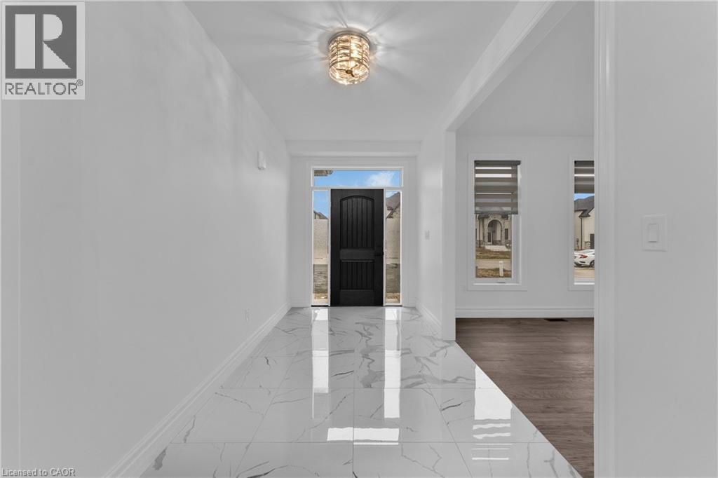 219 Cowan Court, Amherstburg, Ontario  N9V 0G9 - Photo 10 - 40792748