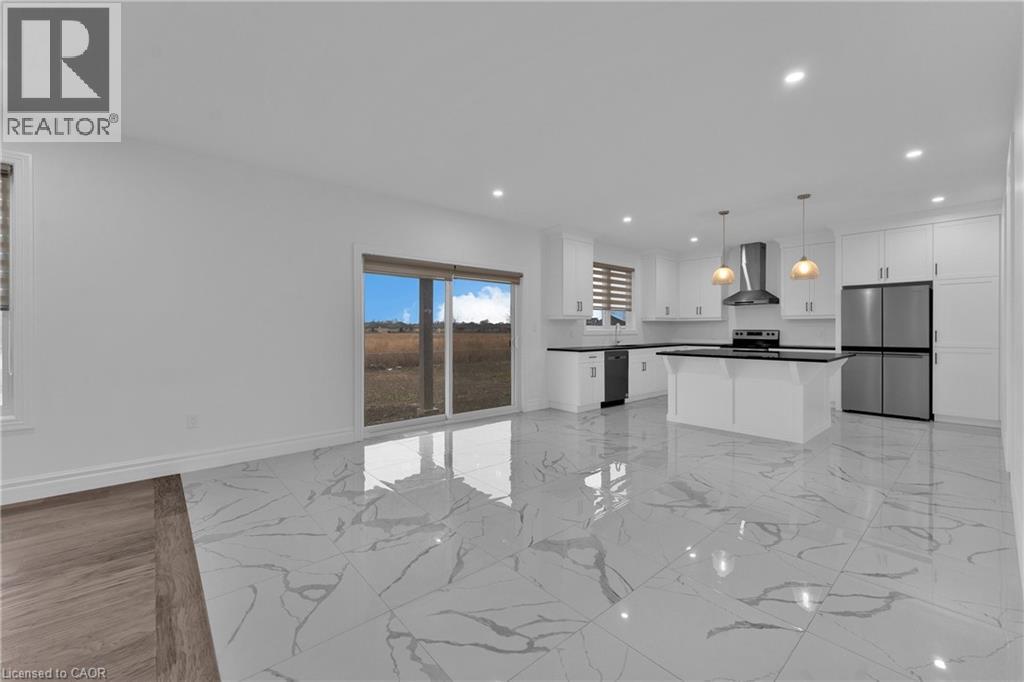 219 Cowan Court, Amherstburg, Ontario  N9V 0G9 - Photo 15 - 40792748