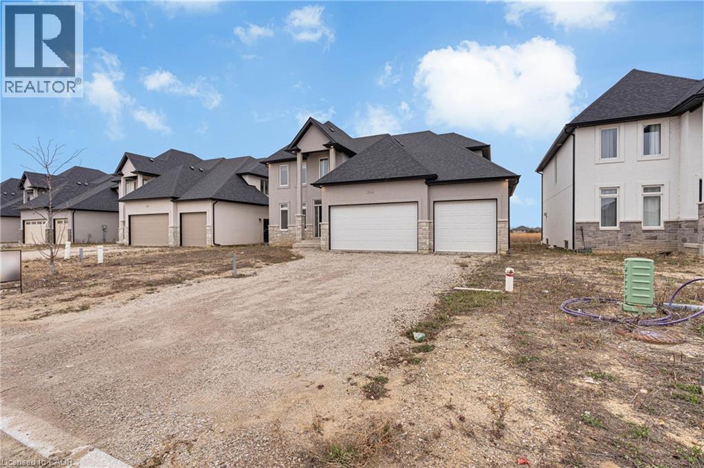 219 Cowan Court, Amherstburg, Ontario  N9V 0G9 - Photo 3 - 40792748