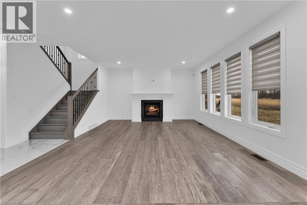 219 Cowan Court, Amherstburg, Ontario  N9V 0G9 - Photo 12 - 40792748