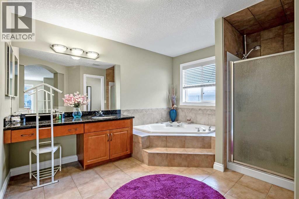 26 Simcrest Manor Sw, Calgary, Alberta T3H 4K1 - Photo 24 - A2272875