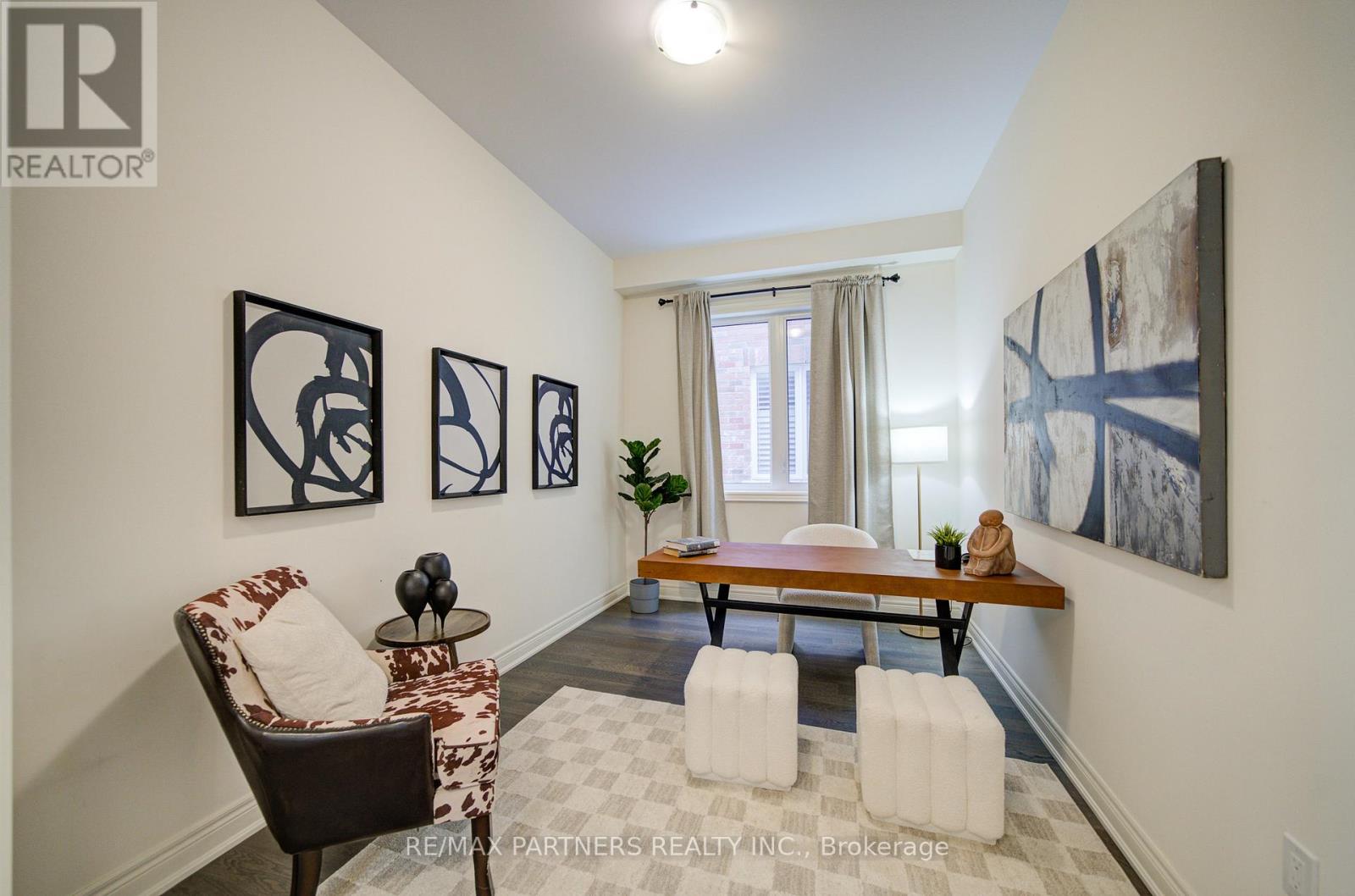 21 Planet Street, Richmond Hill, Ontario  L4C 4V8 - Photo 10 - N12607818