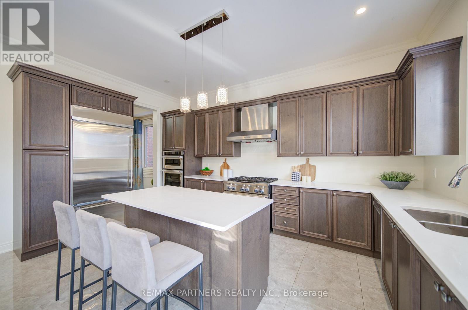 21 Planet Street, Richmond Hill, Ontario  L4C 4V8 - Photo 14 - N12607818