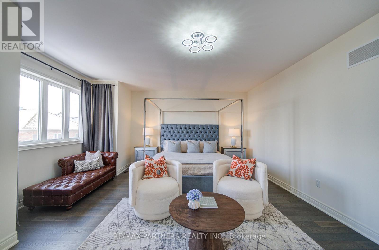 21 Planet Street, Richmond Hill, Ontario  L4C 4V8 - Photo 33 - N12607818