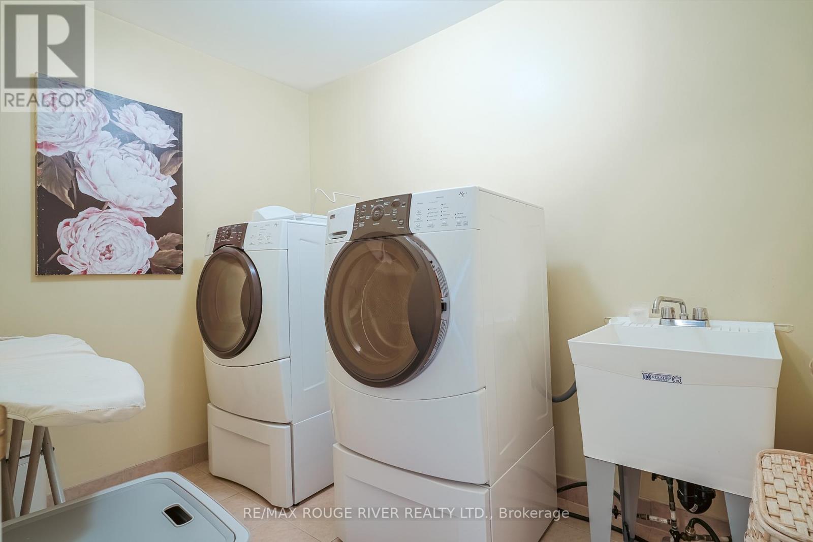 7 Butterworth Drive, Ajax, Ontario  L1T 4W8 - Photo 46 - E12607572