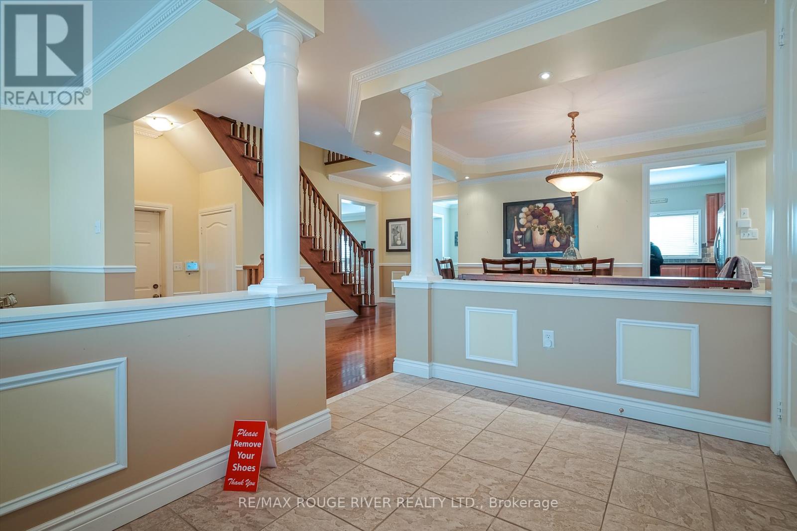 7 Butterworth Drive, Ajax, Ontario  L1T 4W8 - Photo 5 - E12607572