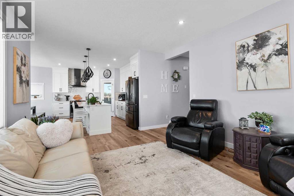 1024 Carriage Lane Drive, Carstairs, Alberta  T0M 0N0 - Photo 9 - A2255507