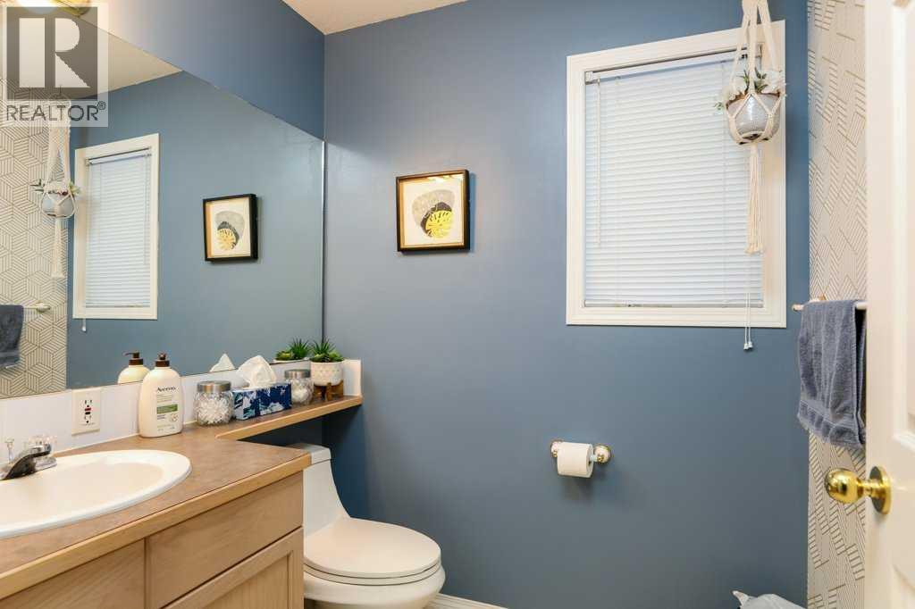 279 Peigan Court  W, Lethbridge, Alberta  T1K 7K6 - Photo 11 - A2274305