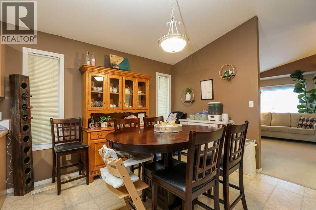 279 Peigan Court  W, Lethbridge, Alberta  T1K 7K6 - Photo 13 - A2274305